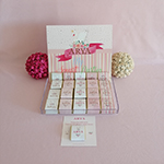 Kartlı Bebek Çikolatası - Gold Swan Konsept - Pleksi Kutu