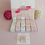 Kartlı Bebek Çikolatası - Gold Swan Konsept - Pleksi Kutu